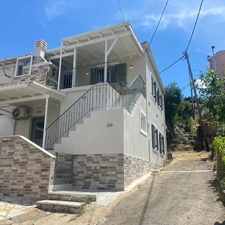 Nonna's Hill Kassiopi